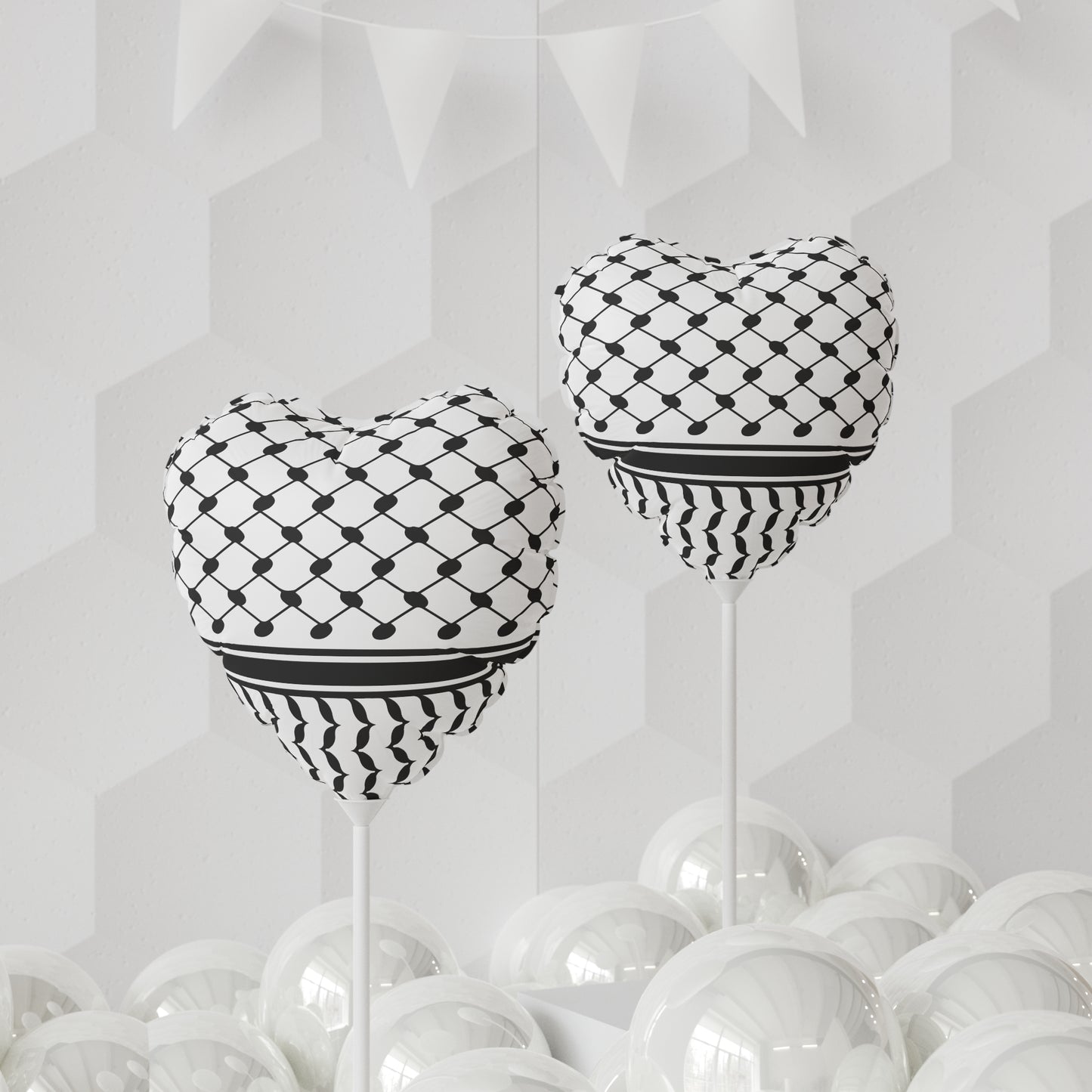 Kuffiyeh print baloon