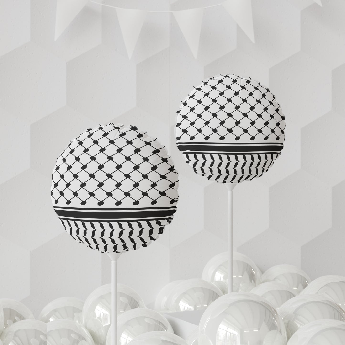 Kuffiyeh print baloon
